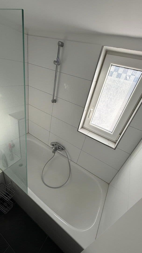 Pronájem bytu 3+1 70 m², Feuergraben 6, Hameln, Dolní Sasko Pronájem bytu 3+1 70 m², Feuergraben 6, Hameln, Dolní Sasko