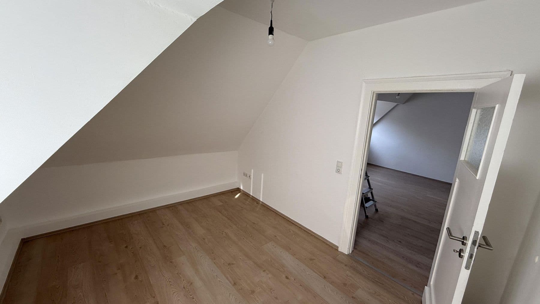 Pronájem bytu 3+1 70 m², Feuergraben 6, Hameln, Dolní Sasko Pronájem bytu 3+1 70 m², Feuergraben 6, Hameln, Dolní Sasko