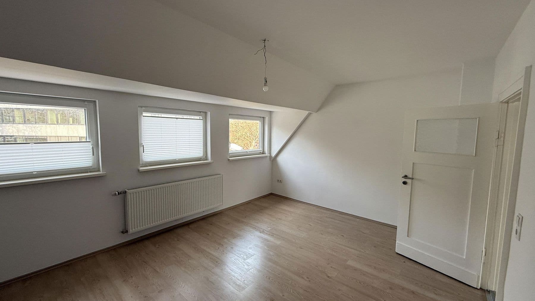 Pronájem bytu 3+1 70 m², Feuergraben 6, Hameln, Dolní Sasko Pronájem bytu 3+1 70 m², Feuergraben 6, Hameln, Dolní Sasko
