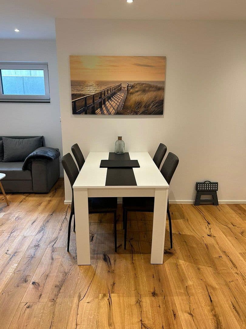 Pronájem bytu 2+1 60 m², Gerhardt Hauptmann Straße 41a, Sinsheim, Bádensko-Württembersko Pronájem bytu 2+1 60 m², Gerhardt Hauptmann Straße 41a, Sinsheim, Bádensko-Württembersko