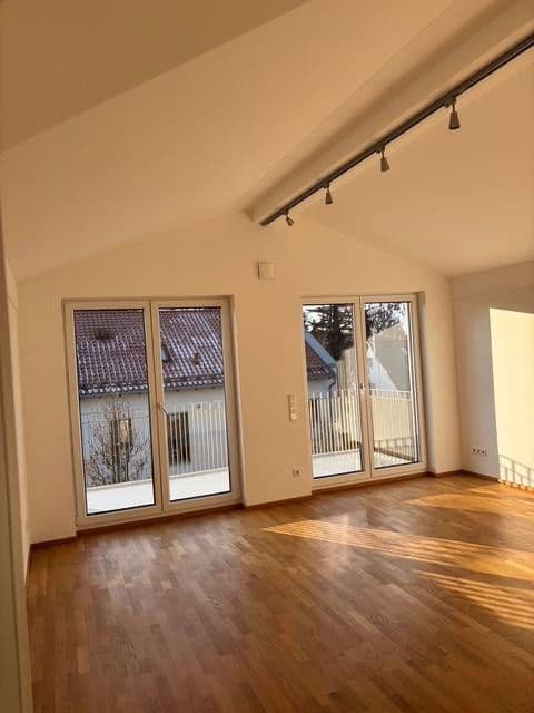 Pronájem bytu 5+1 189 m², München, Bavorsko Pronájem bytu 5+1 189 m², München, Bavorsko