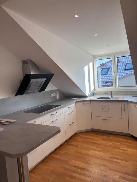 Pronájem bytu 5+1 189 m², München, Bavorsko Pronájem bytu 5+1 189 m², München, Bavorsko