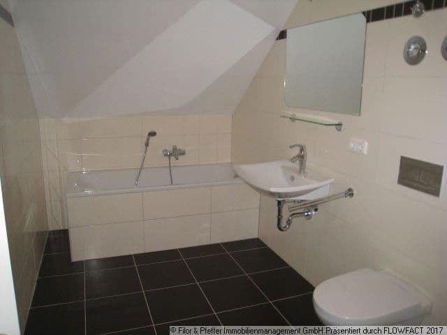 Prodej bytu 2+1 77 m², Zwieselerstr. 16, Berlin, Berlín Prodej bytu 2+1 77 m², Zwieselerstr. 16, Berlin, Berlín