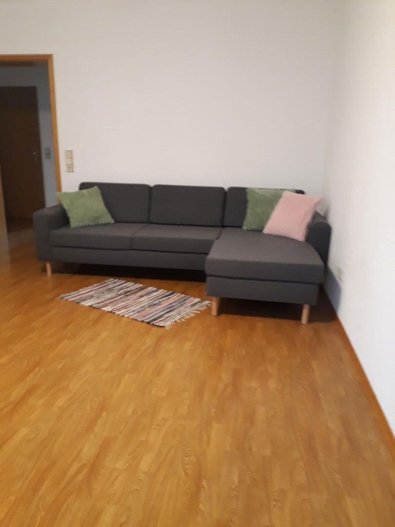 Pronájem bytu 3+1 86 m², Ludwigshafen am Rhein, Porýní-Falc Pronájem bytu 3+1 86 m², Ludwigshafen am Rhein, Porýní-Falc