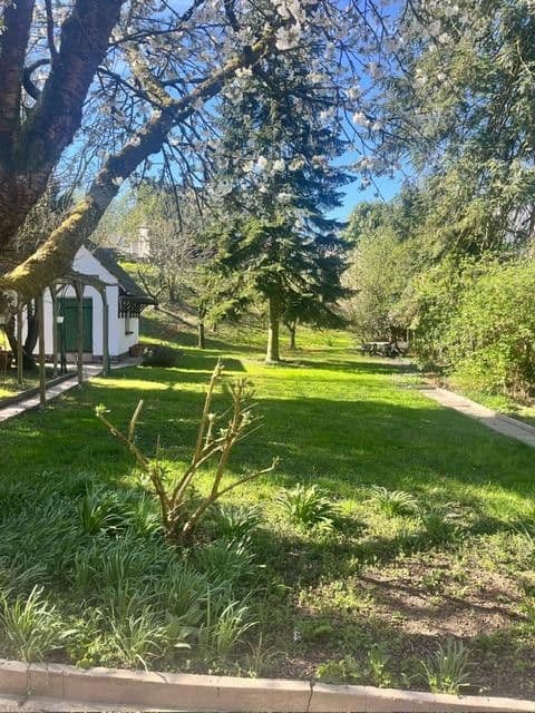 Prodej domu 120 m², pozemek 1.136 m², Stoßdorfer Straße 36, Hennef (Sieg), Severní Porýní-Vestfálsko Prodej domu 120 m², pozemek 1.136 m², Stoßdorfer Straße 36, Hennef (Sieg), Severní Porýní-Vestfálsko