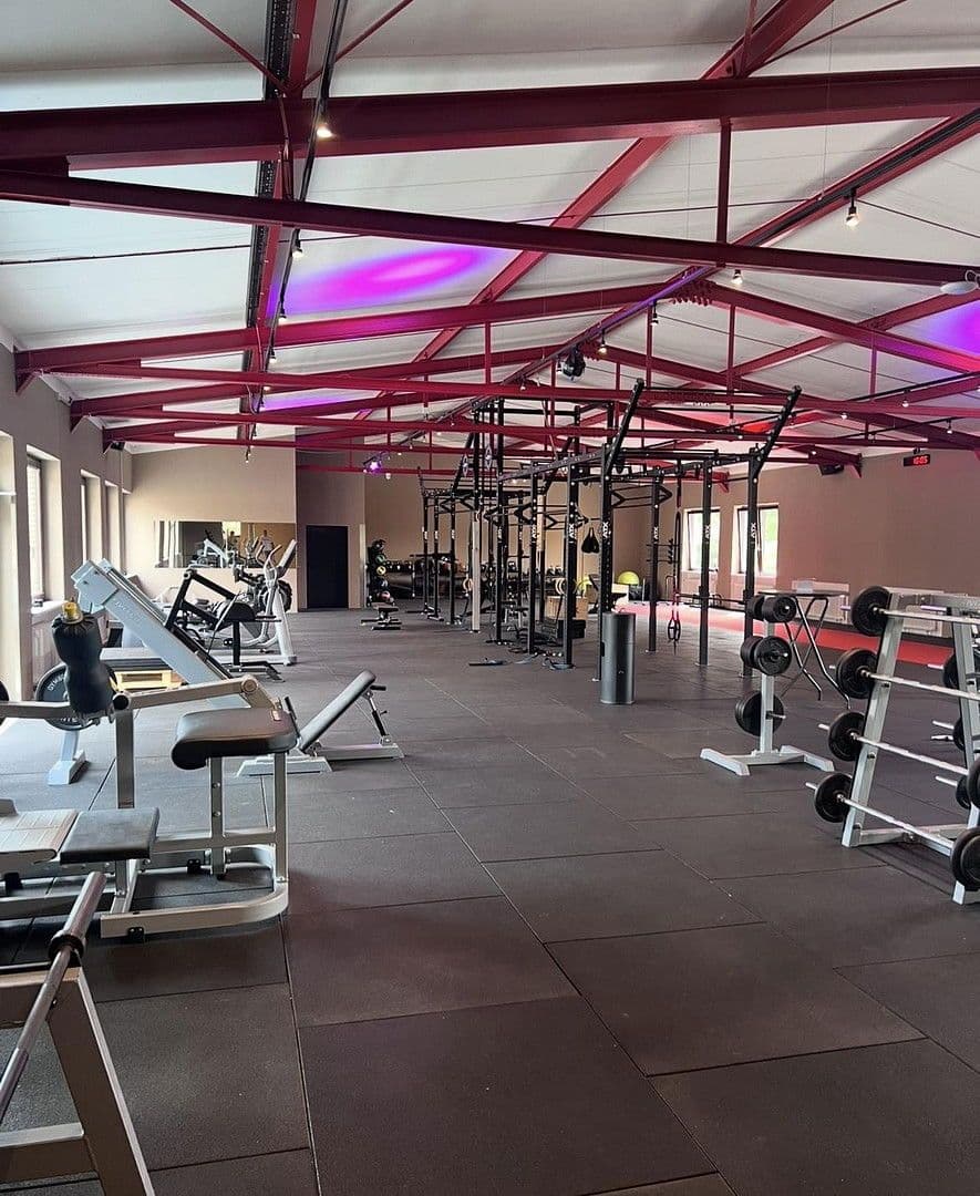 Prodej nebytového prostoru 4.300 m², Büchener Weg 119, Buchhorst, Šlesvicko-Holštýnsko Prodej nebytového prostoru 4.300 m², Büchener Weg 119, Buchhorst, Šlesvicko-Holštýnsko