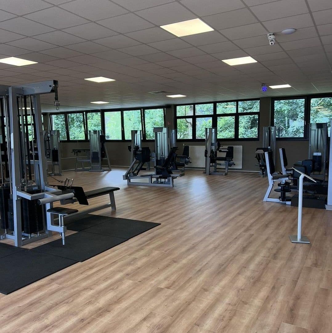 Prodej nebytového prostoru 4.300 m², Büchener Weg 119, Buchhorst, Šlesvicko-Holštýnsko Prodej nebytového prostoru 4.300 m², Büchener Weg 119, Buchhorst, Šlesvicko-Holštýnsko