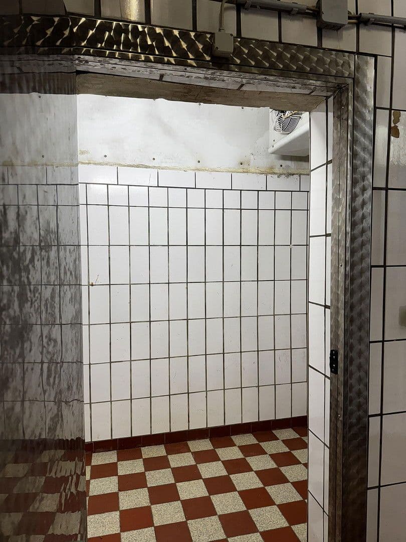 Prodej domu 165 m², pozemek 490 m², Amselweg 4, Schifferstadt, Porýní-Falc Prodej domu 165 m², pozemek 490 m², Amselweg 4, Schifferstadt, Porýní-Falc