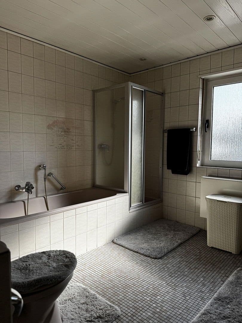 Prodej domu 165 m², pozemek 490 m², Amselweg 4, Schifferstadt, Porýní-Falc Prodej domu 165 m², pozemek 490 m², Amselweg 4, Schifferstadt, Porýní-Falc