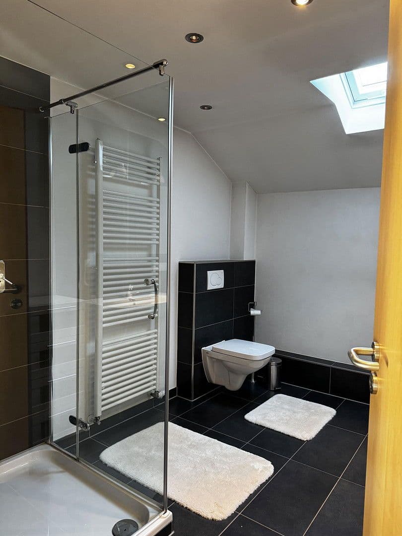 Prodej domu 165 m², pozemek 490 m², Amselweg 4, Schifferstadt, Porýní-Falc Prodej domu 165 m², pozemek 490 m², Amselweg 4, Schifferstadt, Porýní-Falc