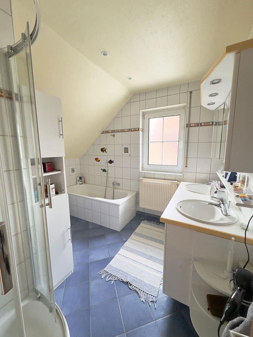 Prodej domu 100 m², pozemek 340 m², Hammersbach, Hessen Prodej domu 100 m², pozemek 340 m², Hammersbach, Hessen