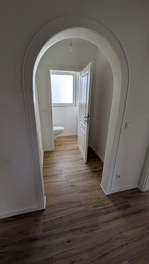 Pronájem bytu 5+1 156 m², Mülheim, Severní Porýní-Vestfálsko Pronájem bytu 5+1 156 m², Mülheim, Severní Porýní-Vestfálsko