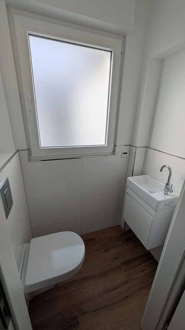 Pronájem bytu 5+1 156 m², Mülheim, Severní Porýní-Vestfálsko Pronájem bytu 5+1 156 m², Mülheim, Severní Porýní-Vestfálsko