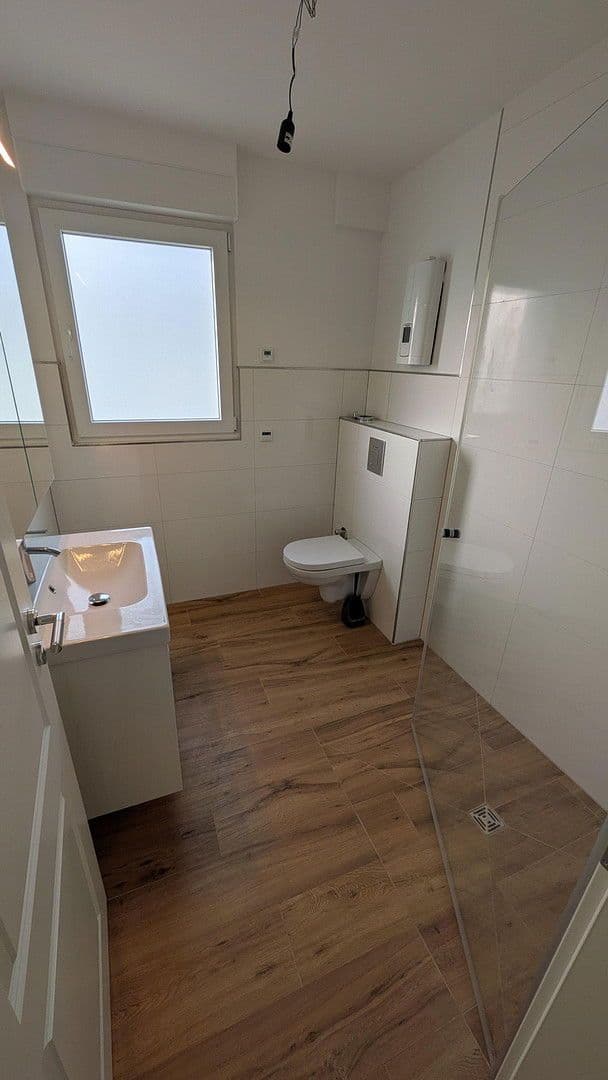 Pronájem bytu 5+1 156 m², Mülheim, Severní Porýní-Vestfálsko Pronájem bytu 5+1 156 m², Mülheim, Severní Porýní-Vestfálsko