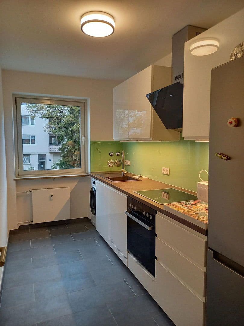 Prodej bytu 3+1 70 m², Rheinstrasse 3, München, Bavorsko Prodej bytu 3+1 70 m², Rheinstrasse 3, München, Bavorsko