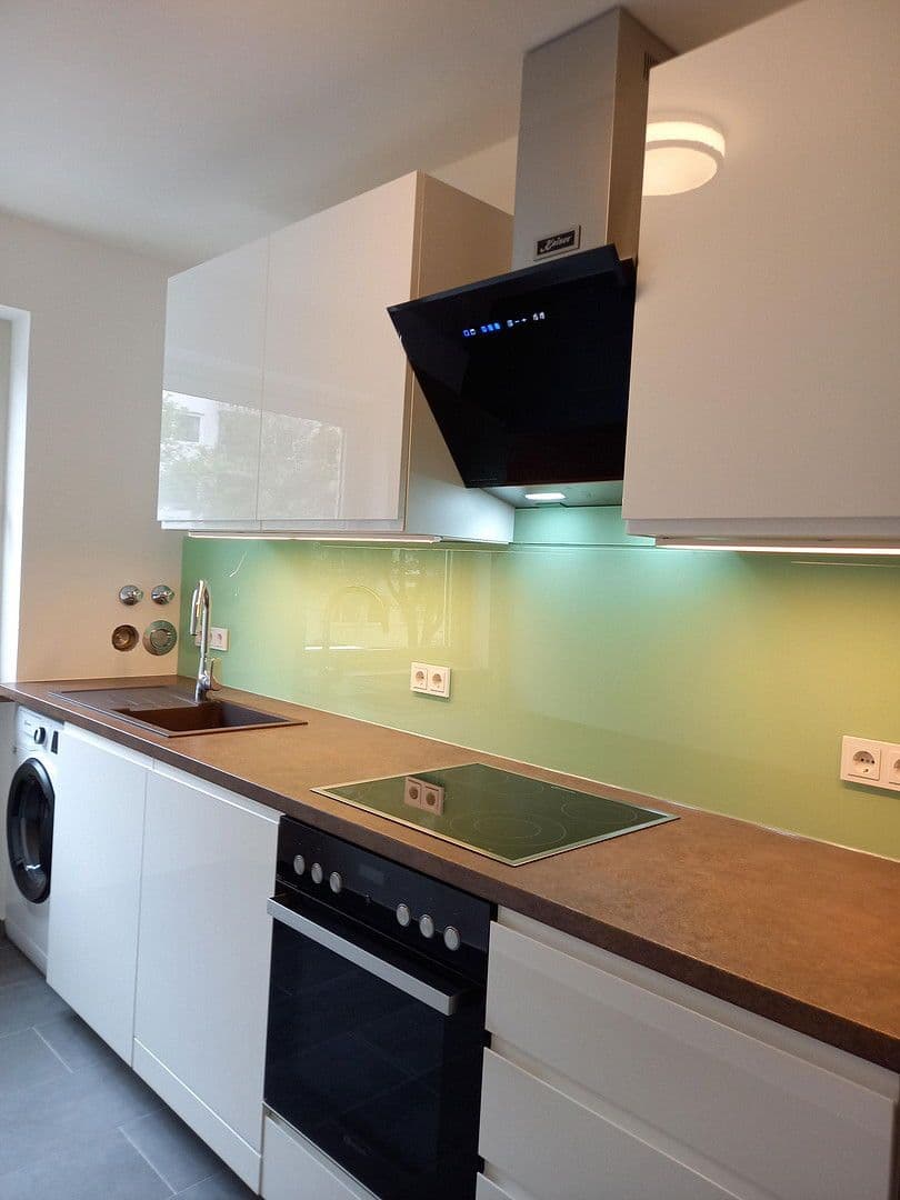 Prodej bytu 3+1 70 m², Rheinstrasse 3, München, Bavorsko Prodej bytu 3+1 70 m², Rheinstrasse 3, München, Bavorsko