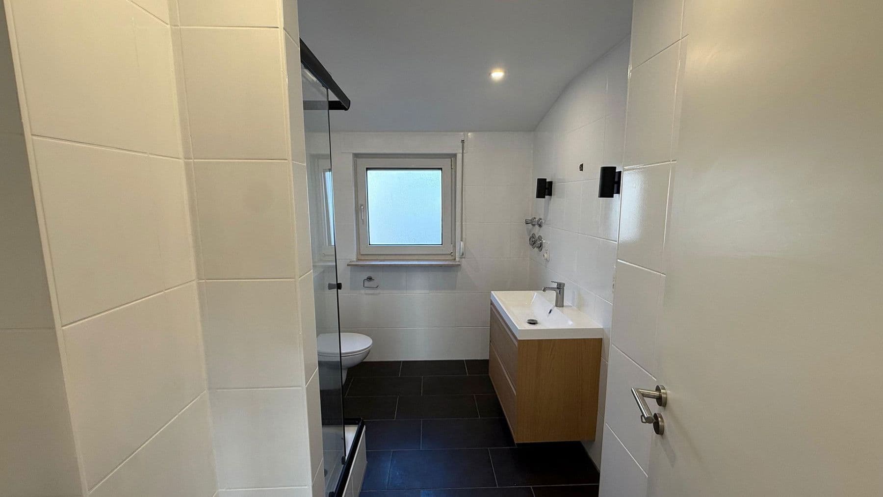 Pronájem bytu 3+1 73 m², Wiesenstraße 12, Eltville am Rhein, Hessen Pronájem bytu 3+1 73 m², Wiesenstraße 12, Eltville am Rhein, Hessen