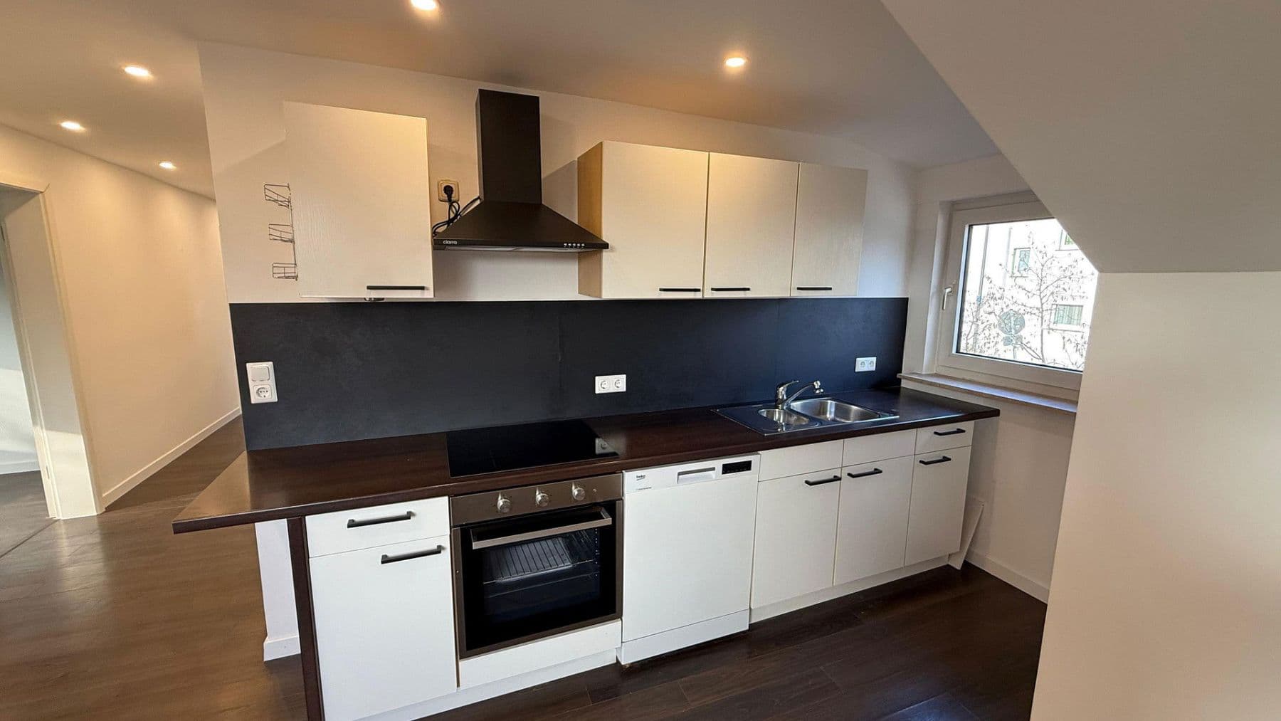 Pronájem bytu 3+1 73 m², Wiesenstraße 12, Eltville am Rhein, Hessen Pronájem bytu 3+1 73 m², Wiesenstraße 12, Eltville am Rhein, Hessen