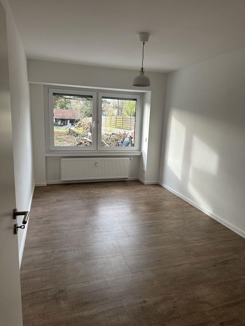 Pronájem bytu 2+1 60 m², Rösrather Str.700A, Köln, Severní Porýní-Vestfálsko Pronájem bytu 2+1 60 m², Rösrather Str.700A, Köln, Severní Porýní-Vestfálsko