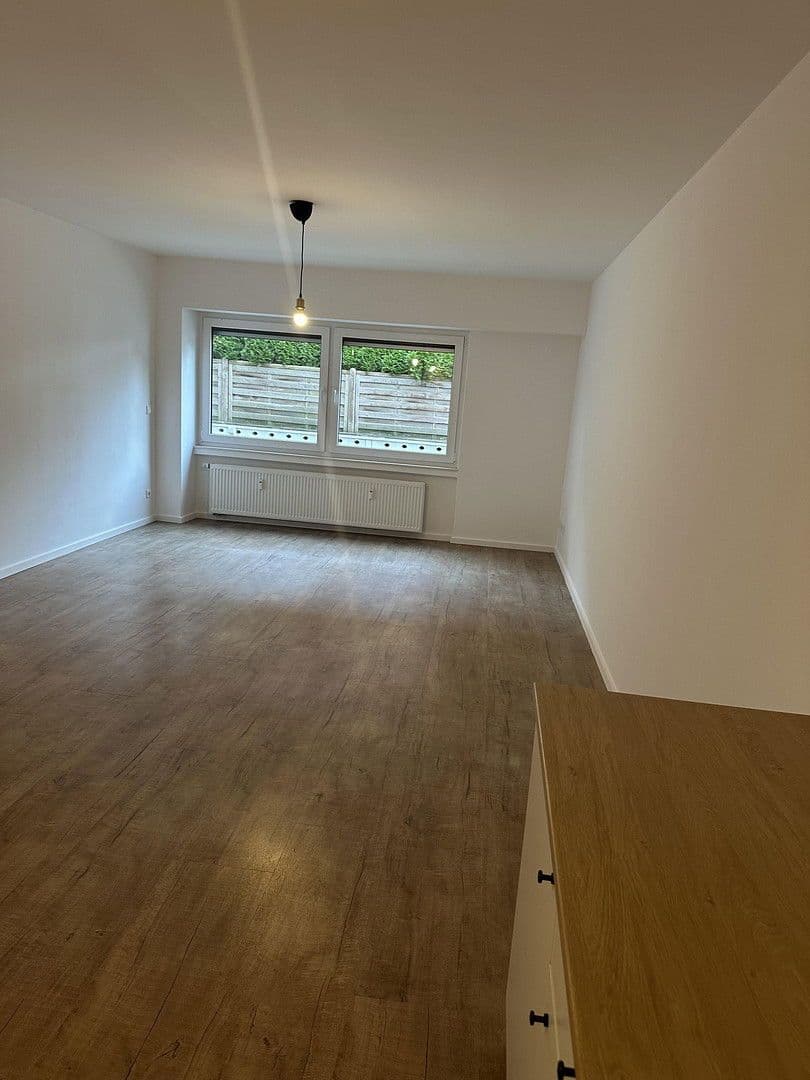 Pronájem bytu 2+1 60 m², Rösrather Str.700A, Köln, Severní Porýní-Vestfálsko Pronájem bytu 2+1 60 m², Rösrather Str.700A, Köln, Severní Porýní-Vestfálsko