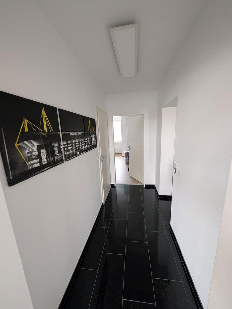 Prodej bytu 3+kk 75 m², Hagen, Severní Porýní-Vestfálsko Prodej bytu 3+kk 75 m², Hagen, Severní Porýní-Vestfálsko