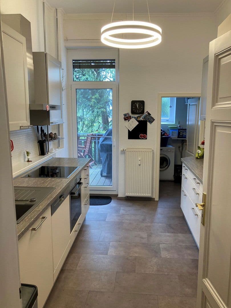 Pronájem bytu 4+1 109 m², Ringstraße 9, Wiesbaden, Hessen Pronájem bytu 4+1 109 m², Ringstraße 9, Wiesbaden, Hessen