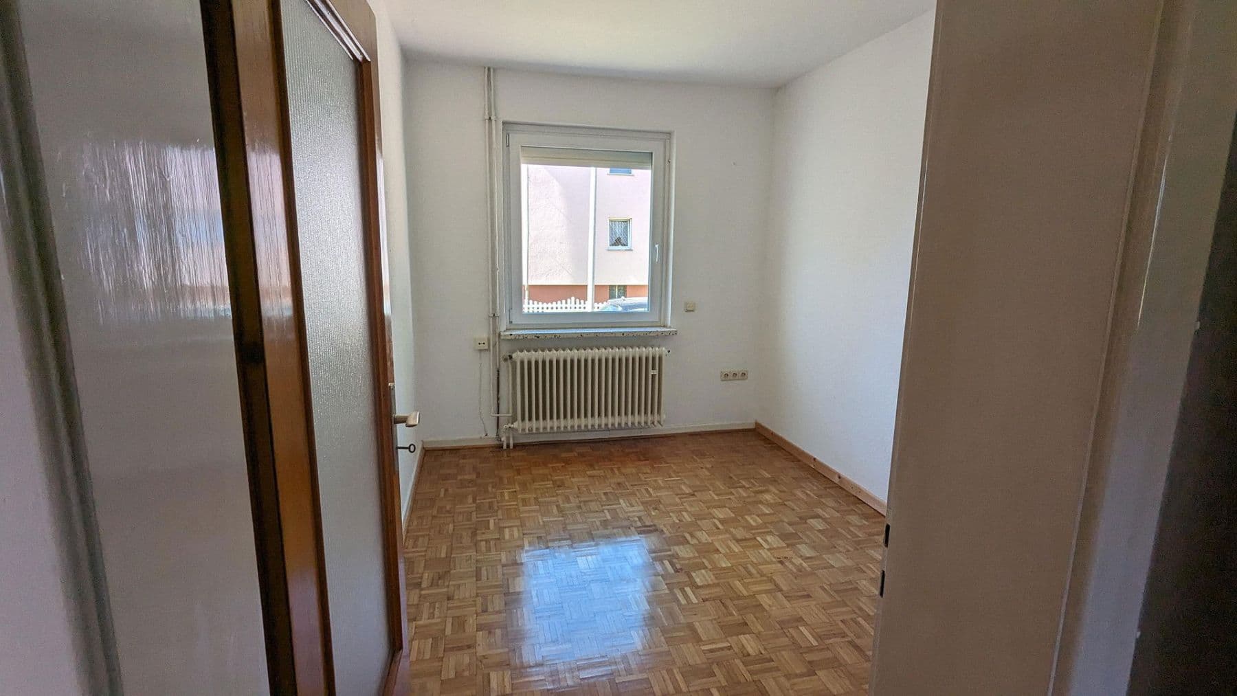 Prodej domu 178 m², pozemek 642 m², Bahnhofsstraße 22, Ronnenberg, Dolní Sasko Prodej domu 178 m², pozemek 642 m², Bahnhofsstraße 22, Ronnenberg, Dolní Sasko