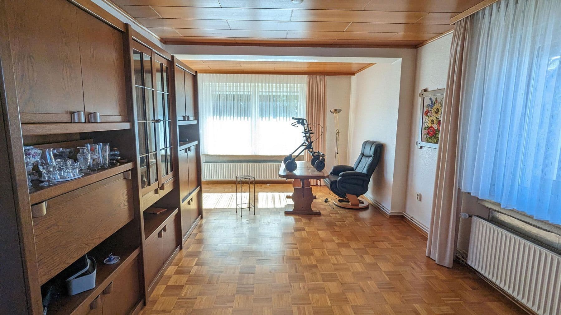 Prodej domu 178 m², pozemek 642 m², Bahnhofsstraße 22, Ronnenberg, Dolní Sasko Prodej domu 178 m², pozemek 642 m², Bahnhofsstraße 22, Ronnenberg, Dolní Sasko