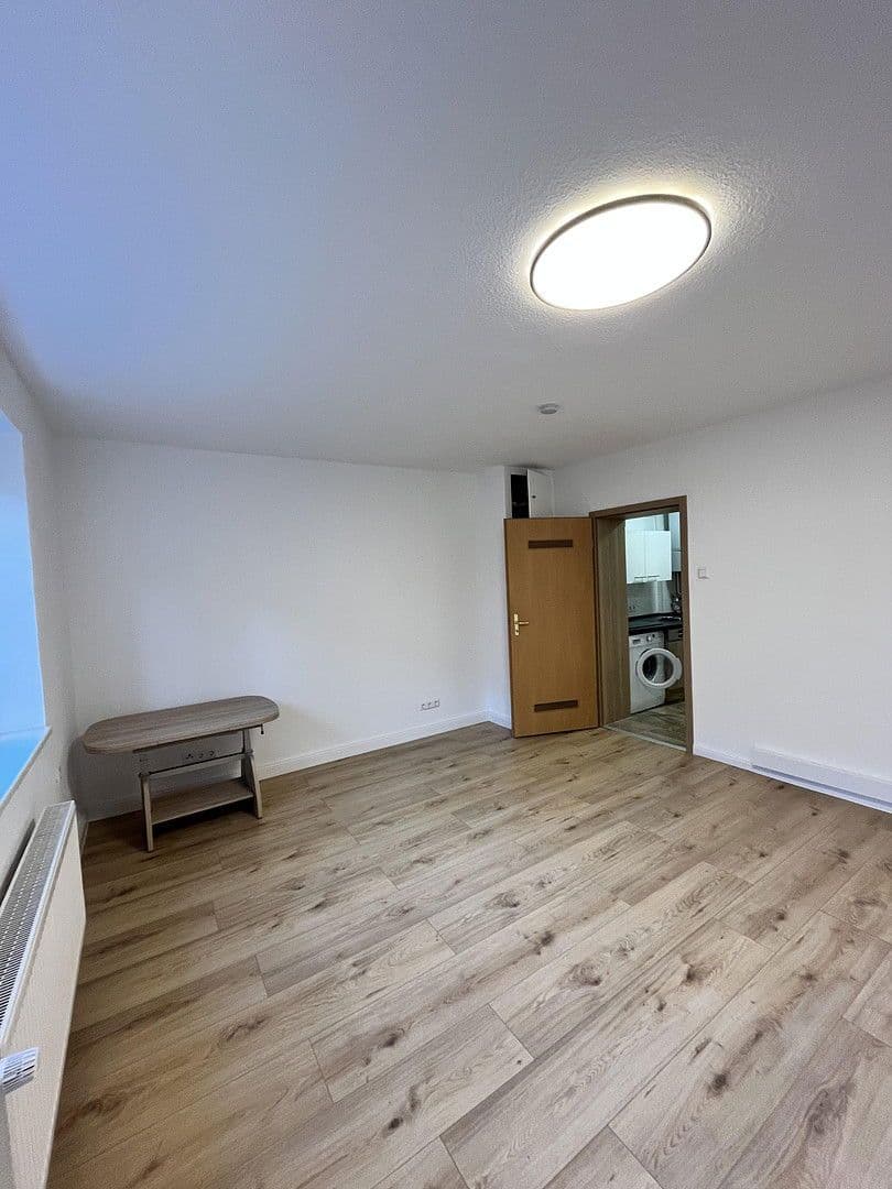 Pronájem bytu 2+1 34 m², Henckellweg 2, Hannover, Dolní Sasko Pronájem bytu 2+1 34 m², Henckellweg 2, Hannover, Dolní Sasko