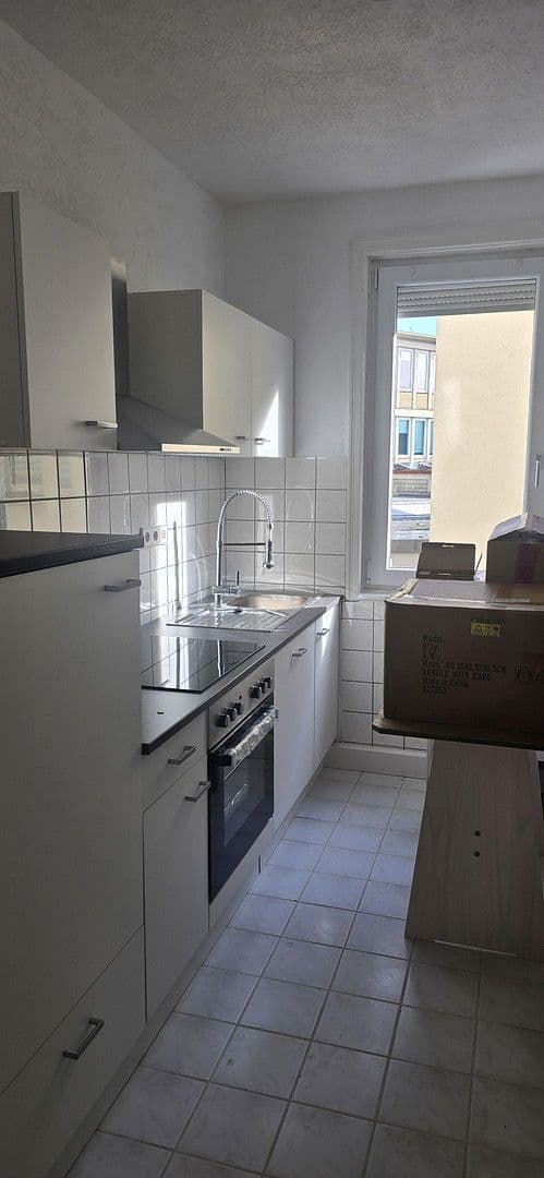 Pronájem bytu 1+1 28 m², Duisburgerstraße 22, Stuttgart, Bádensko-Württembersko Pronájem bytu 1+1 28 m², Duisburgerstraße 22, Stuttgart, Bádensko-Württembersko