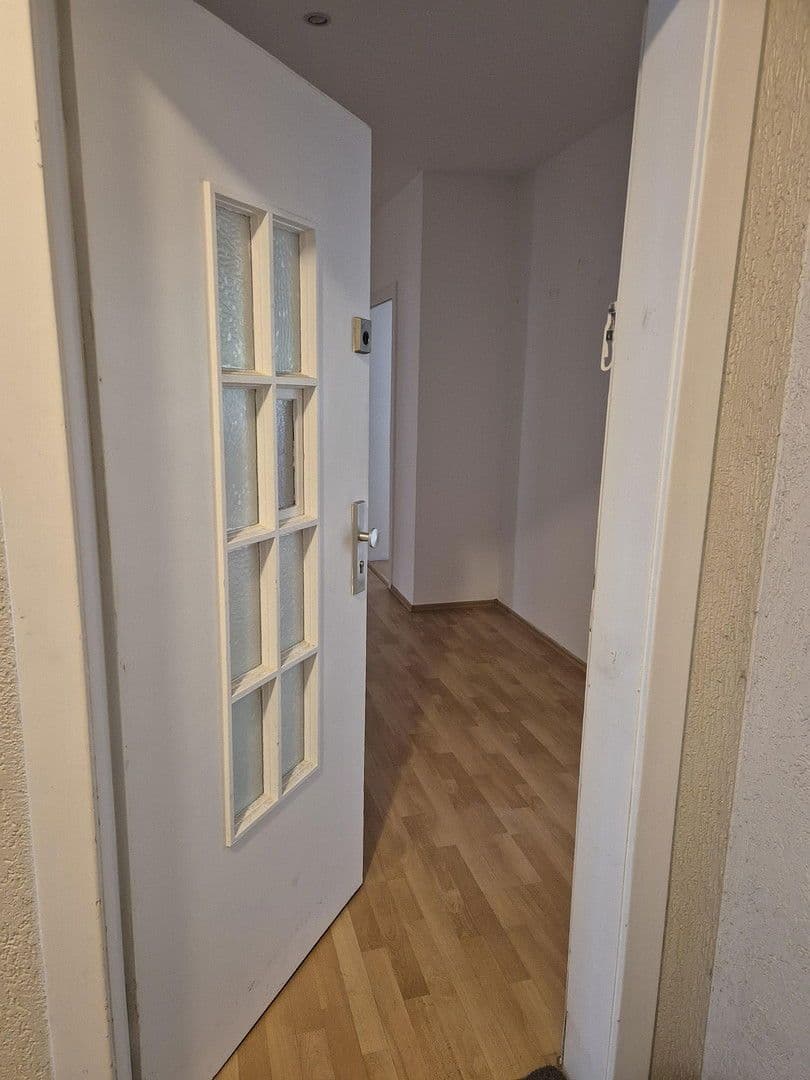 Pronájem bytu 3+1 84 m², Düsseldorf, Severní Porýní-Vestfálsko Pronájem bytu 3+1 84 m², Düsseldorf, Severní Porýní-Vestfálsko