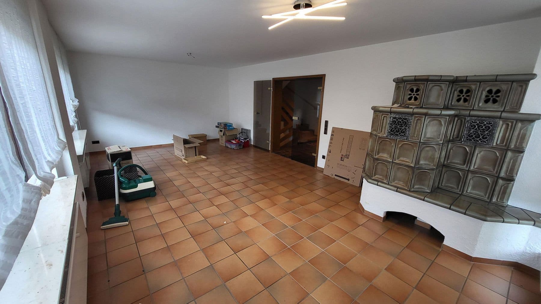 Prodej domu 195 m², pozemek 356 m², Am Waldfrieden 38, Oftersheim, Bádensko-Württembersko Prodej domu 195 m², pozemek 356 m², Am Waldfrieden 38, Oftersheim, Bádensko-Württembersko