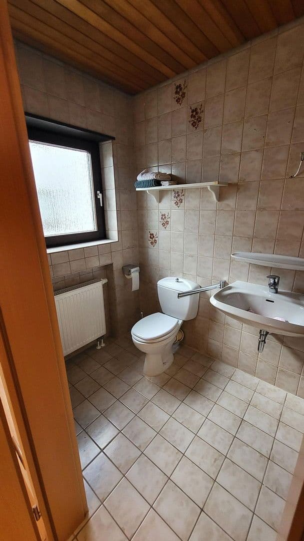 Prodej domu 195 m², pozemek 356 m², Am Waldfrieden 38, Oftersheim, Bádensko-Württembersko Prodej domu 195 m², pozemek 356 m², Am Waldfrieden 38, Oftersheim, Bádensko-Württembersko