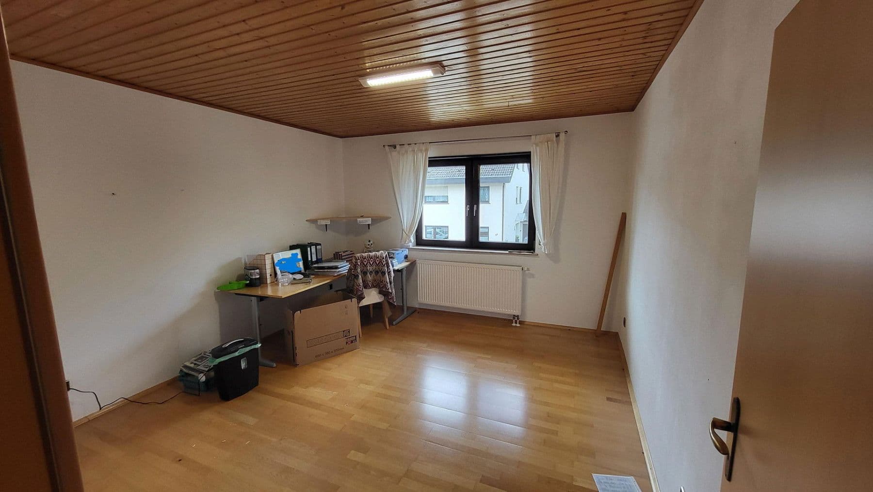Prodej domu 195 m², pozemek 356 m², Am Waldfrieden 38, Oftersheim, Bádensko-Württembersko Prodej domu 195 m², pozemek 356 m², Am Waldfrieden 38, Oftersheim, Bádensko-Württembersko