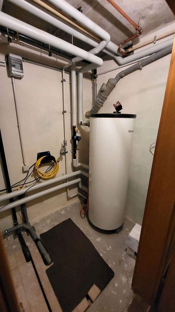 Prodej domu 195 m², pozemek 356 m², Am Waldfrieden 38, Oftersheim, Bádensko-Württembersko Prodej domu 195 m², pozemek 356 m², Am Waldfrieden 38, Oftersheim, Bádensko-Württembersko