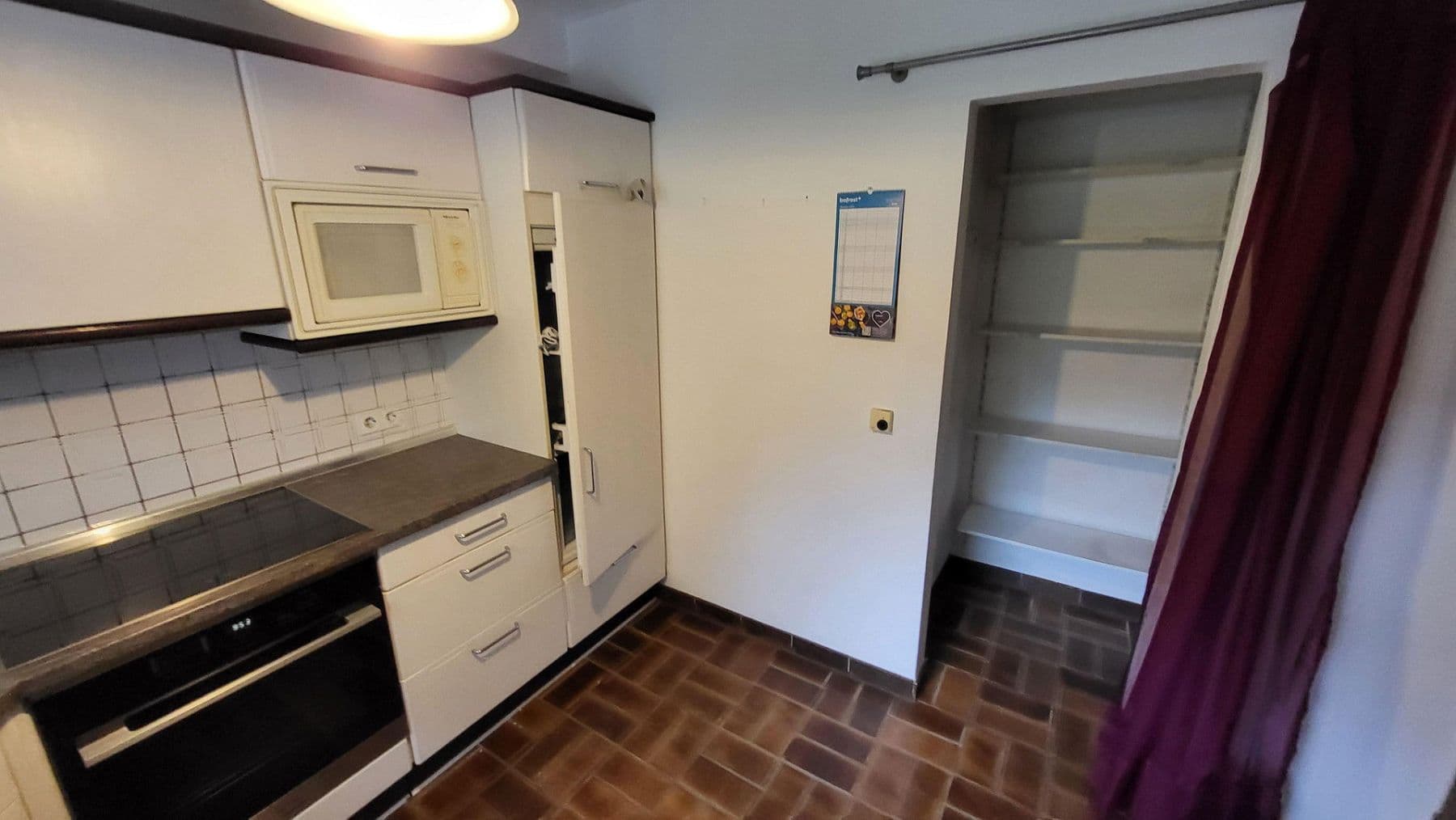 Prodej domu 195 m², pozemek 356 m², Am Waldfrieden 38, Oftersheim, Bádensko-Württembersko Prodej domu 195 m², pozemek 356 m², Am Waldfrieden 38, Oftersheim, Bádensko-Württembersko