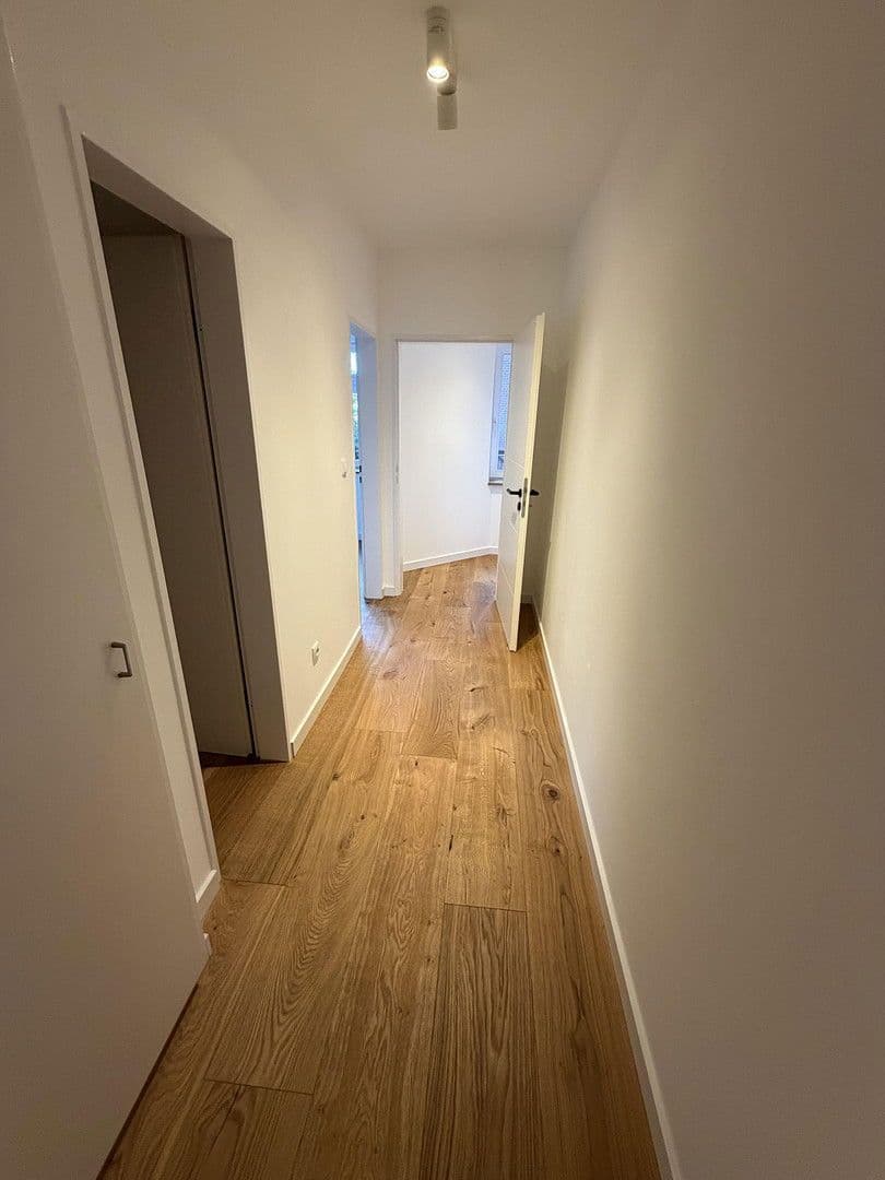 Prodej bytu 3+1 77 m², Schwachhauser Heerstr. 349, Bremen, Bremen Prodej bytu 3+1 77 m², Schwachhauser Heerstr. 349, Bremen, Bremen