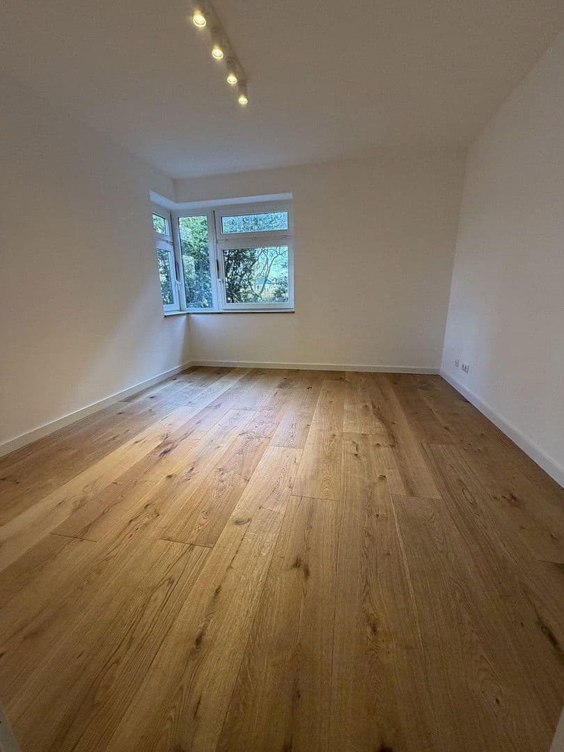 Prodej bytu 3+1 77 m², Schwachhauser Heerstr. 349, Bremen, Bremen Prodej bytu 3+1 77 m², Schwachhauser Heerstr. 349, Bremen, Bremen