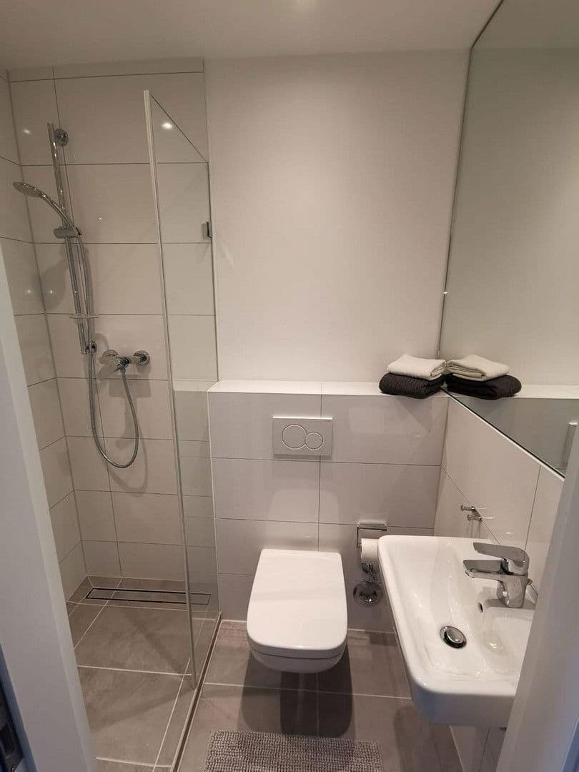 Pronájem bytu 2+1 26 m², Jahnstraße 96, Düsseldorf, Severní Porýní-Vestfálsko Pronájem bytu 2+1 26 m², Jahnstraße 96, Düsseldorf, Severní Porýní-Vestfálsko