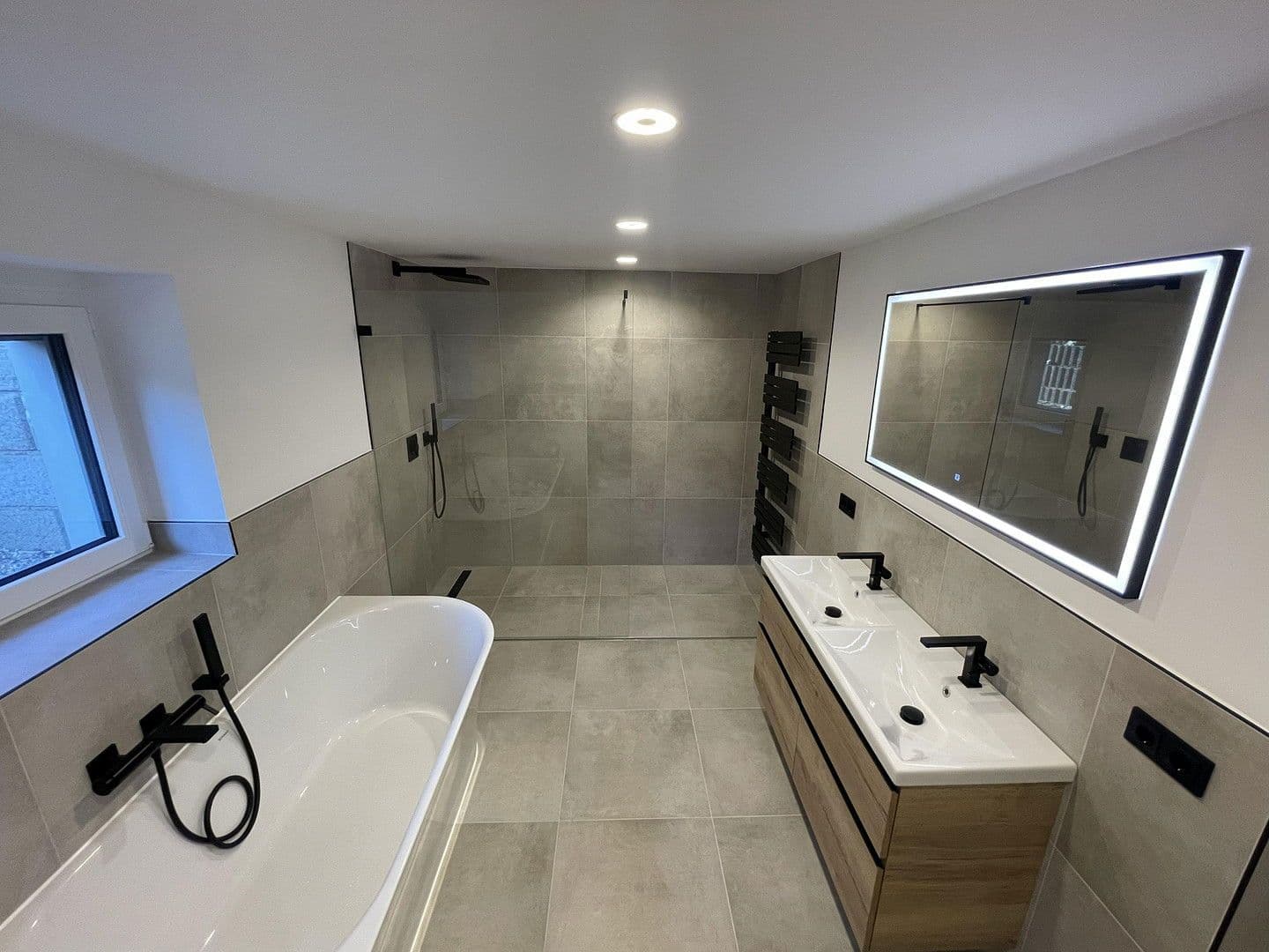 Prodej bytu 3+1 104 m², Herzogenaurach, Bavorsko Prodej bytu 3+1 104 m², Herzogenaurach, Bavorsko