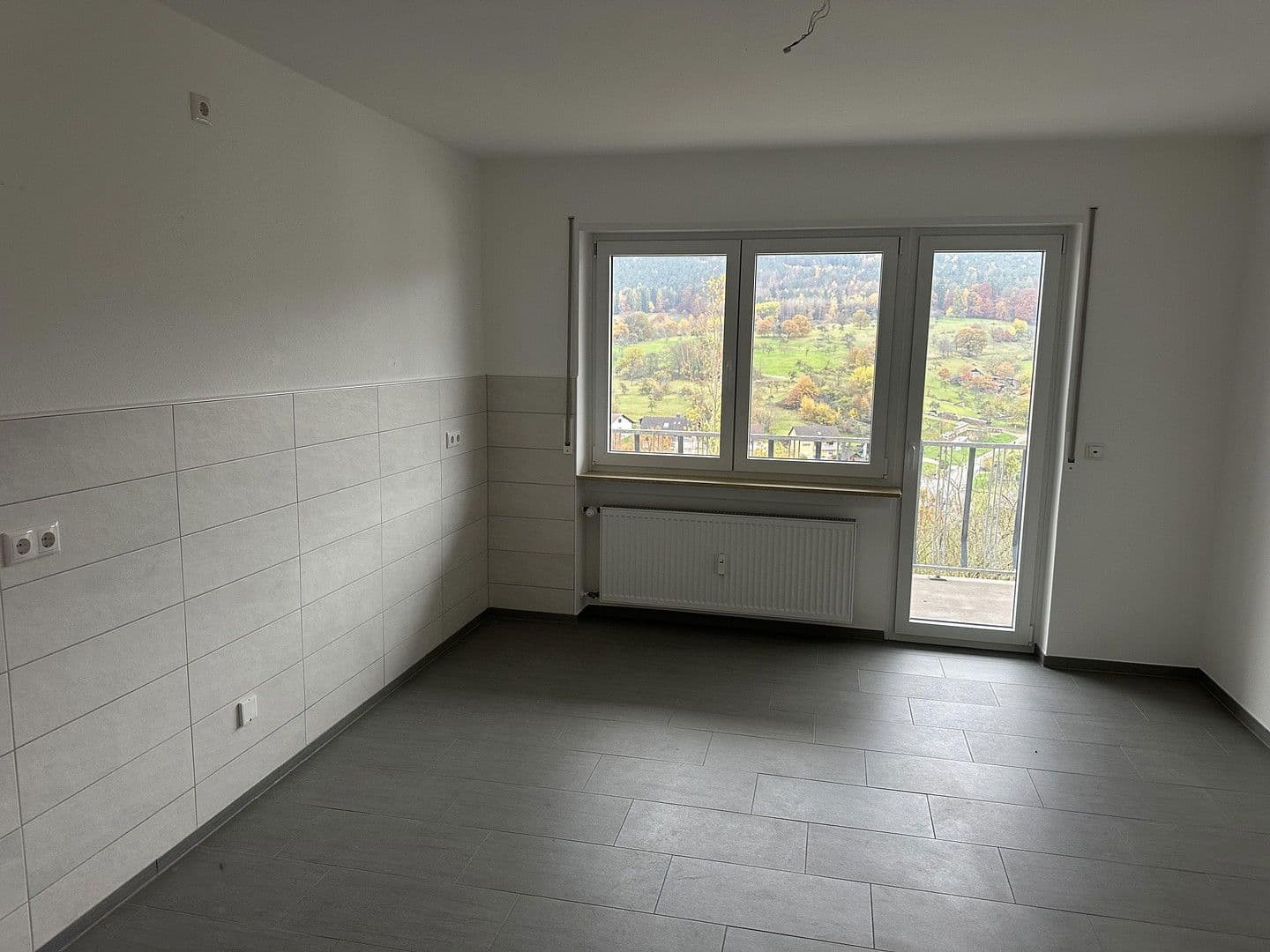 Pronájem bytu 3+1 107 m², Laudenbach, Bavorsko Pronájem bytu 3+1 107 m², Laudenbach, Bavorsko