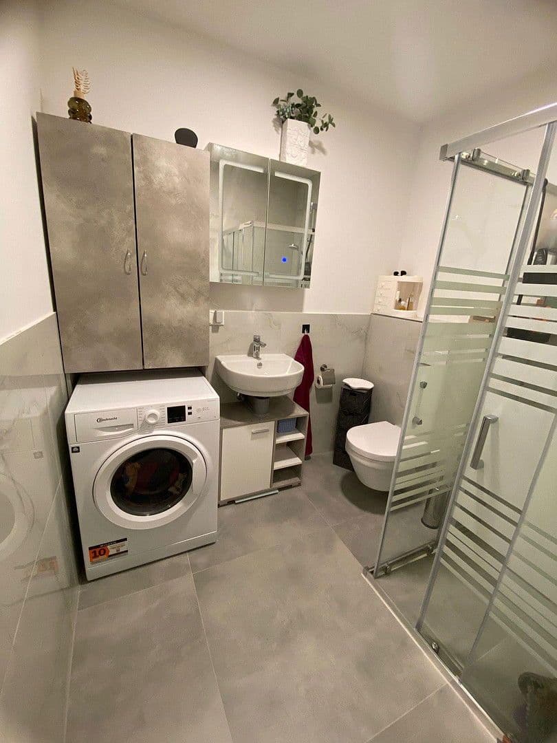 Pronájem bytu 3+1 86 m², Goethestr. 4, Sarstedt, Dolní Sasko Pronájem bytu 3+1 86 m², Goethestr. 4, Sarstedt, Dolní Sasko