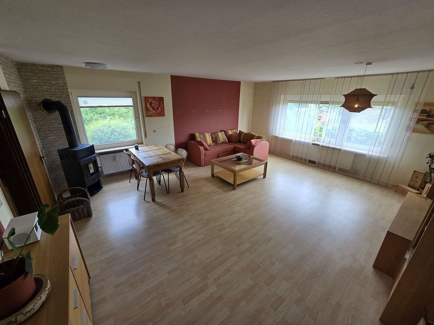 Prodej domu 250 m², pozemek 1.600 m², Ölberg 25, Nentershausen, Hessen Prodej domu 250 m², pozemek 1.600 m², Ölberg 25, Nentershausen, Hessen