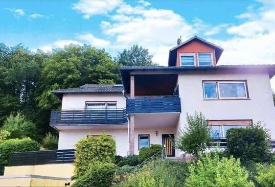 Prodej domu 250 m², pozemek 1.600 m², Ölberg 25, Nentershausen, Hessen Prodej domu 250 m², pozemek 1.600 m², Ölberg 25, Nentershausen, Hessen