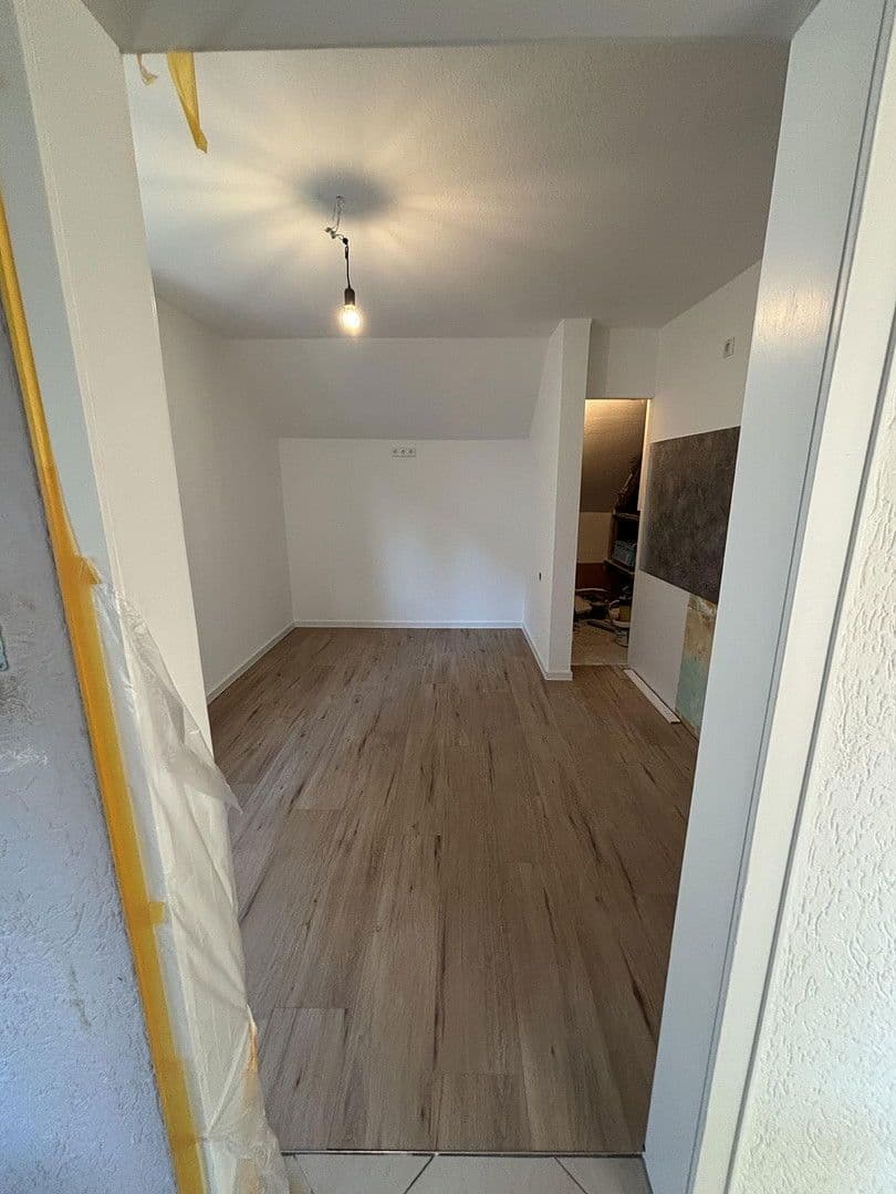 Pronájem bytu 3+1 70 m², Langgöns, Hessen Pronájem bytu 3+1 70 m², Langgöns, Hessen