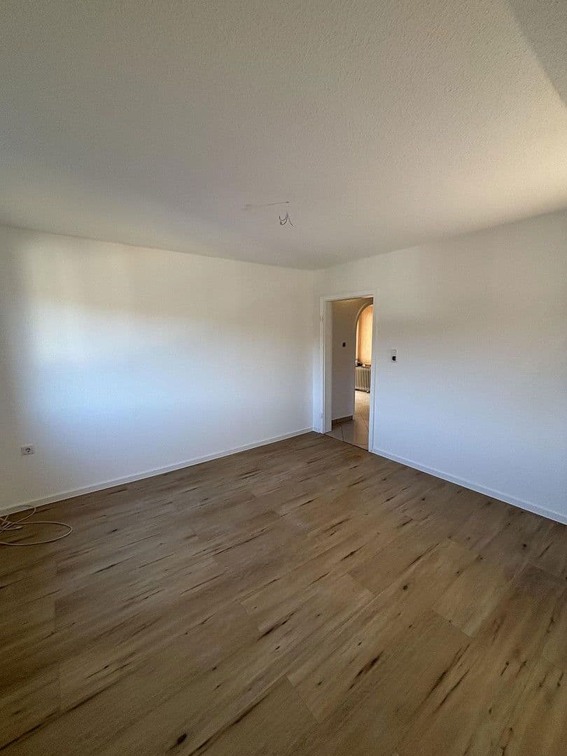 Pronájem bytu 3+1 70 m², Langgöns, Hessen Pronájem bytu 3+1 70 m², Langgöns, Hessen