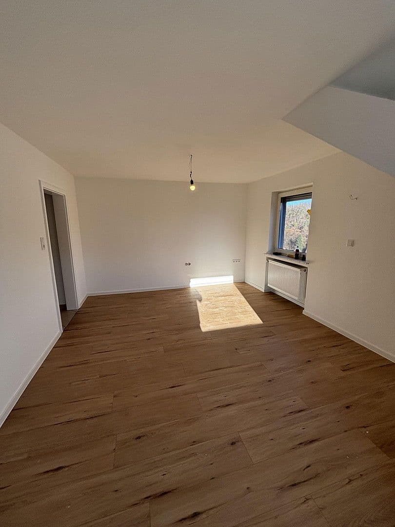 Pronájem bytu 3+1 70 m², Langgöns, Hessen Pronájem bytu 3+1 70 m², Langgöns, Hessen
