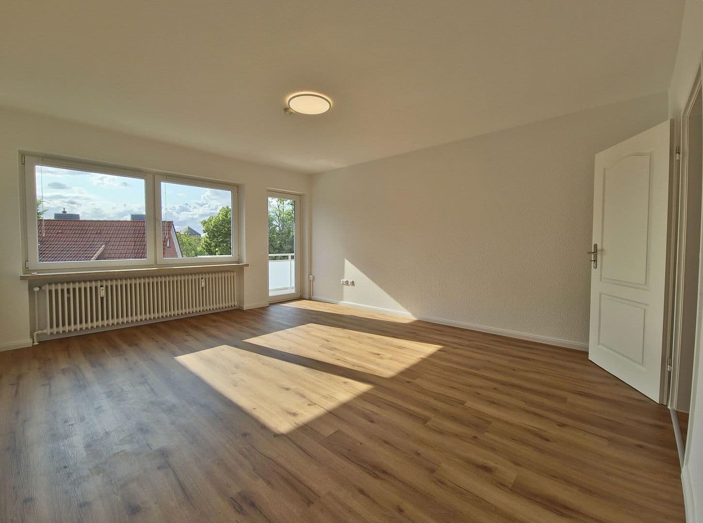 Prodej bytu 3+1 83 m², Harburger Straße, Stade, Dolní Sasko Prodej bytu 3+1 83 m², Harburger Straße, Stade, Dolní Sasko