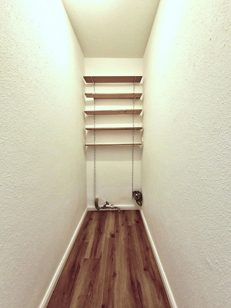 Prodej bytu 3+1 83 m², Harburger Straße, Stade, Dolní Sasko Prodej bytu 3+1 83 m², Harburger Straße, Stade, Dolní Sasko