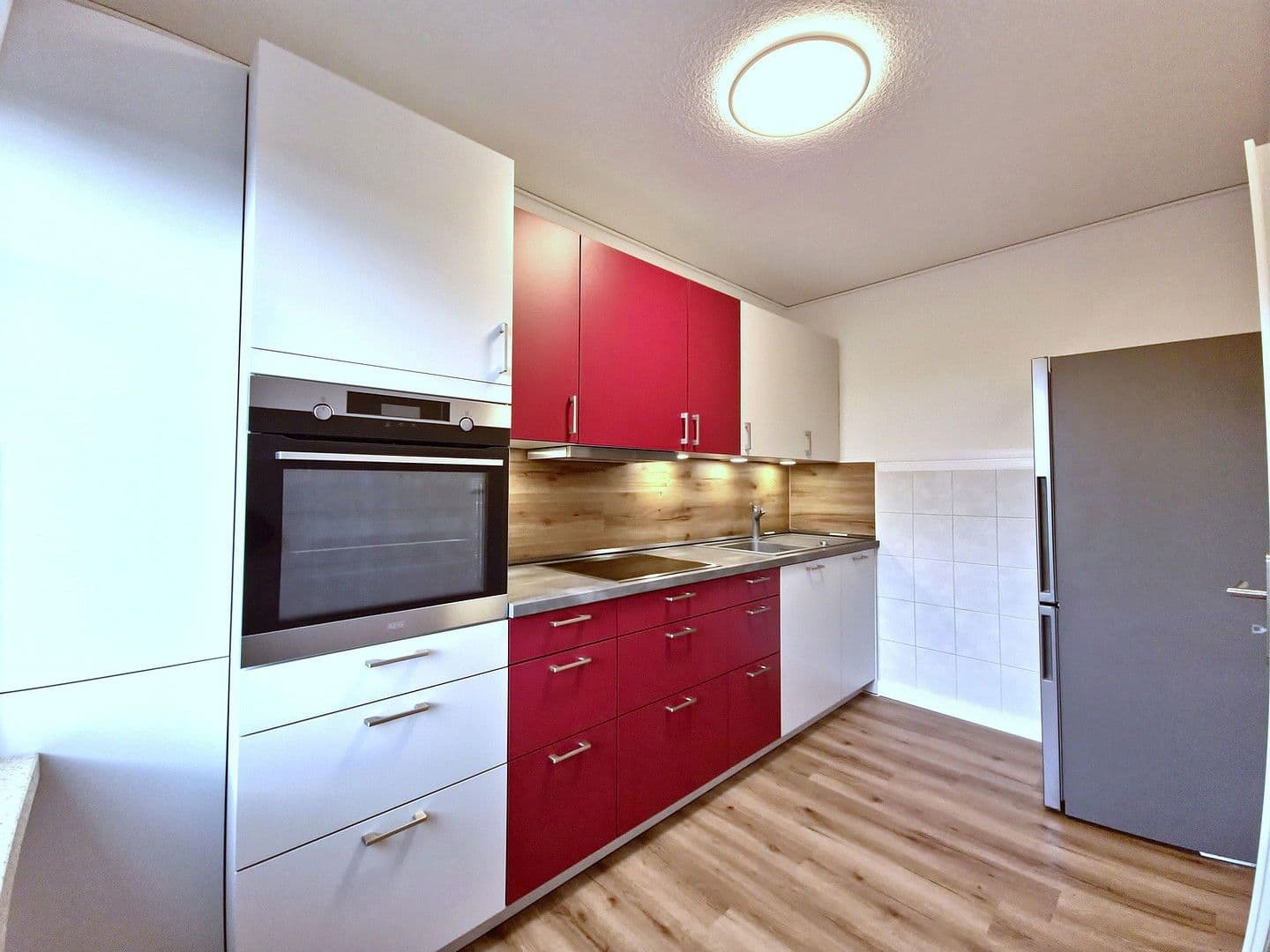 Prodej bytu 3+1 83 m², Harburger Straße, Stade, Dolní Sasko Prodej bytu 3+1 83 m², Harburger Straße, Stade, Dolní Sasko